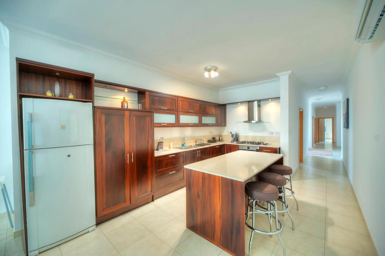 Modern 3Br Stylish & Spacious Apartment - Close To Sliema Promenade Gzira Eksteriør bilde