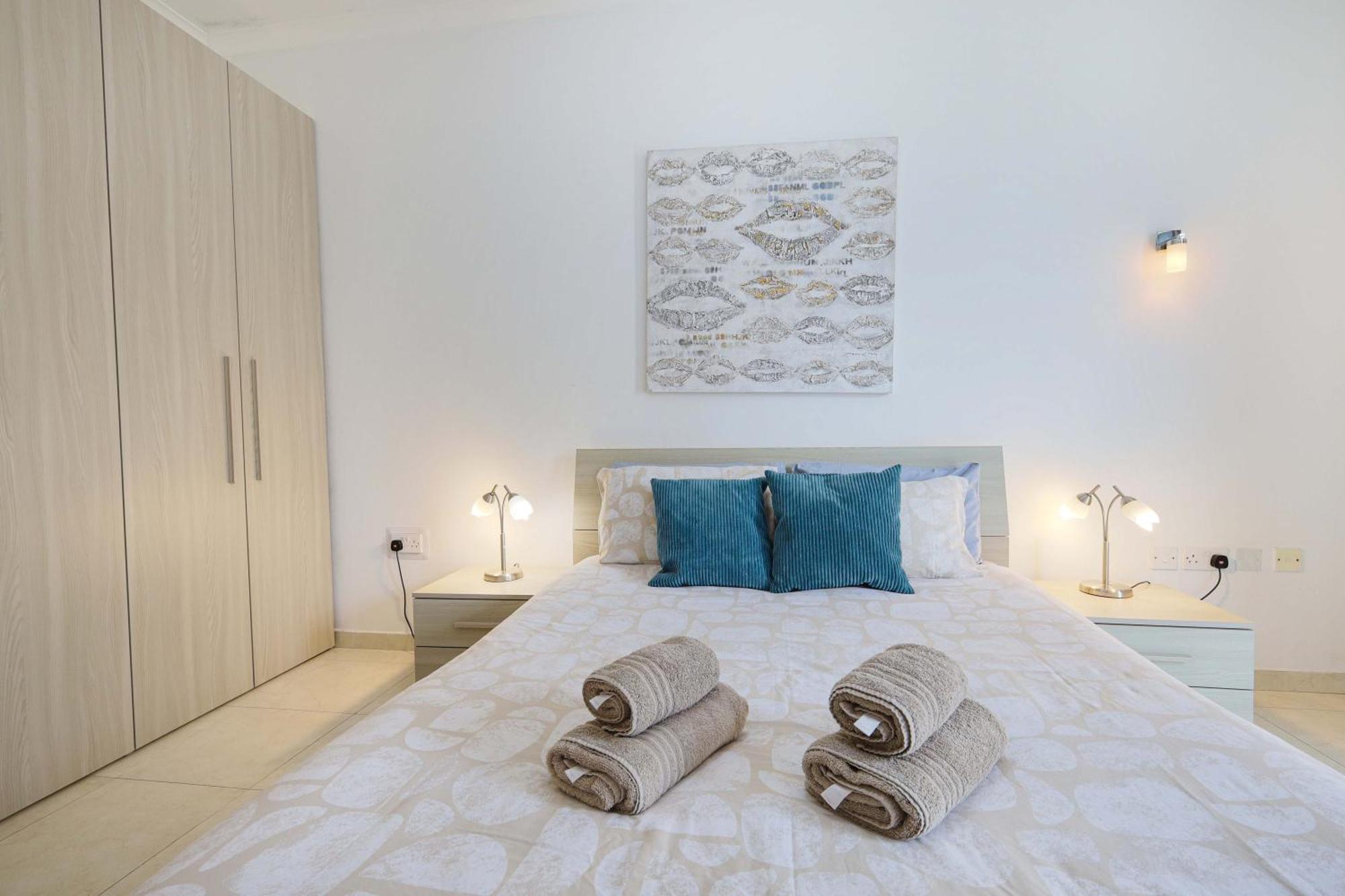 Modern 3Br Stylish & Spacious Apartment - Close To Sliema Promenade Gzira Eksteriør bilde
